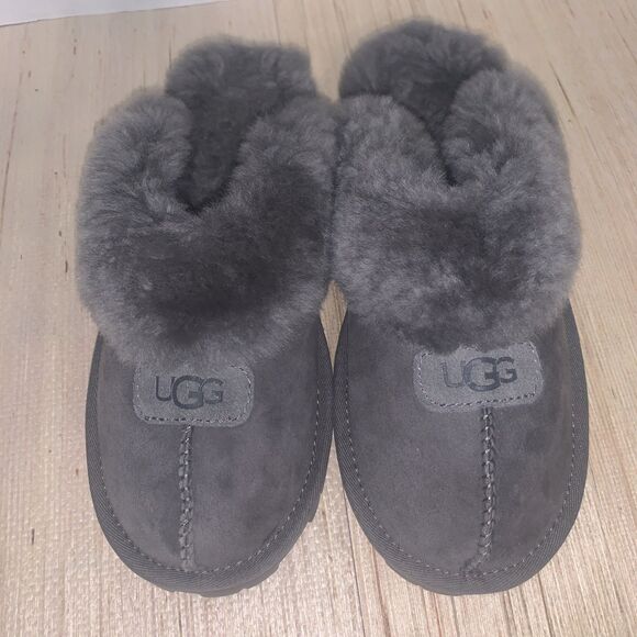 UGG COQUETTE Gray Suede Shearling Moccasin Slippers Women’s Size 9 Comfortable - Picture 1 of 16